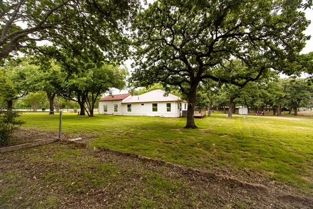 1319 East FM 4, Cleburne, TX 76031