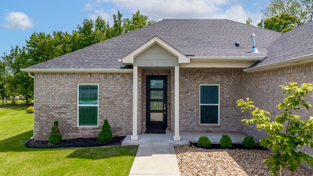 411 Fairway Circle, Grove, OK 74344