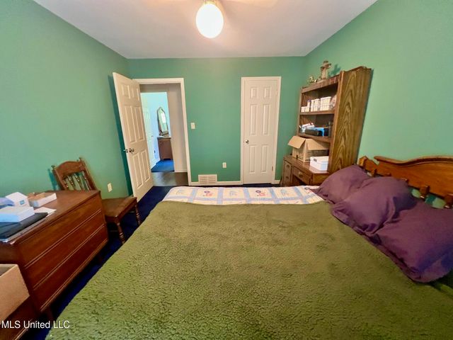 840 Knotty Pine Cove, Southaven, MS 38671