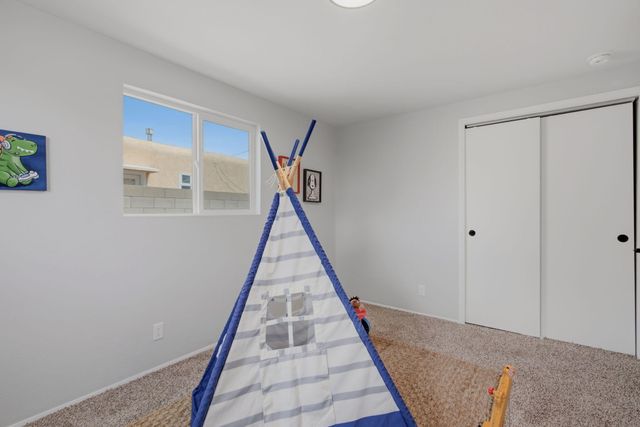 1520 Martha Street NE, Albuquerque, NM 87112