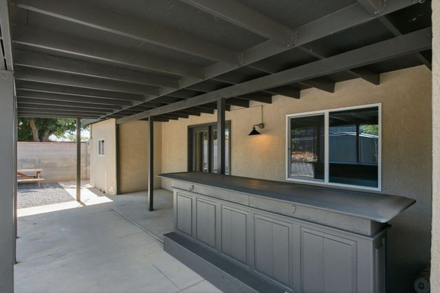 1520 Martha Street NE, Albuquerque, NM 87112