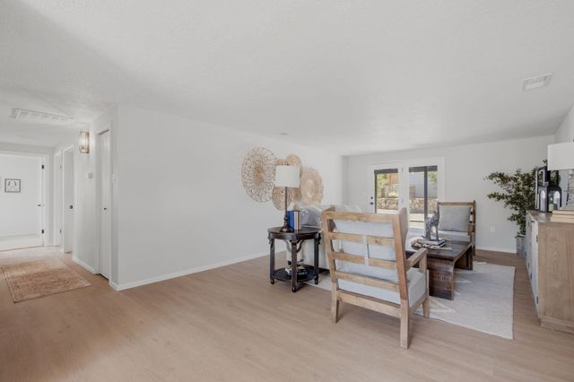 1520 Martha Street NE, Albuquerque, NM 87112