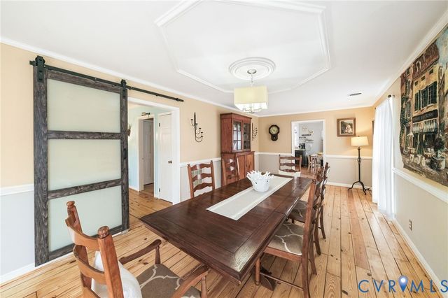 844 Monarch Shores Rd, Kilmarnock, VA 22482