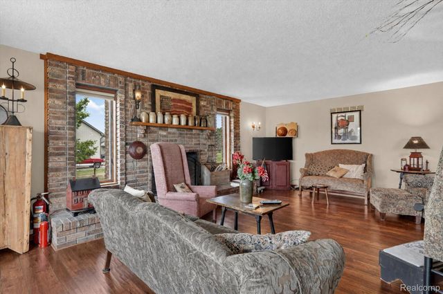 10454 E Bristol Road, Davison Township, MI 48423