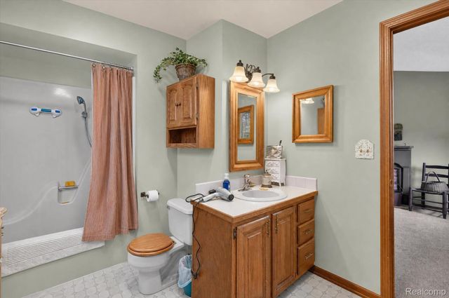 10454 E Bristol Road, Davison Township, MI 48423