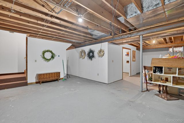10454 E Bristol Road, Davison Township, MI 48423