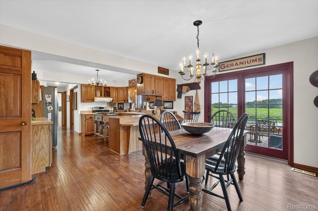10454 E Bristol Road, Davison Township, MI 48423