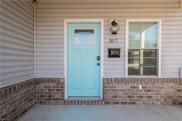 317 Cottonwood AVE, Hampton, VA 23661