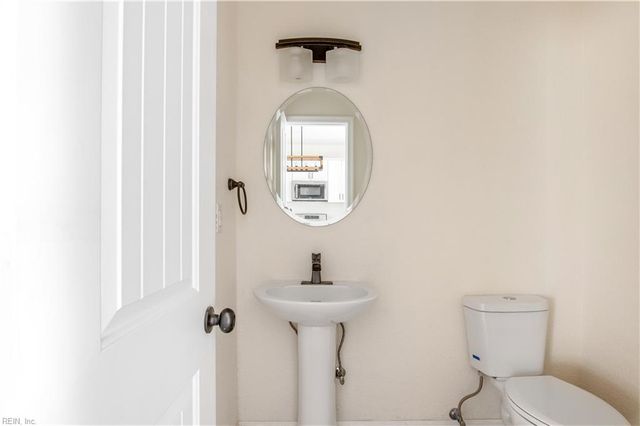 317 Cottonwood AVE, Hampton, VA 23661