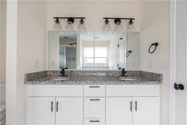 317 Cottonwood AVE, Hampton, VA 23661