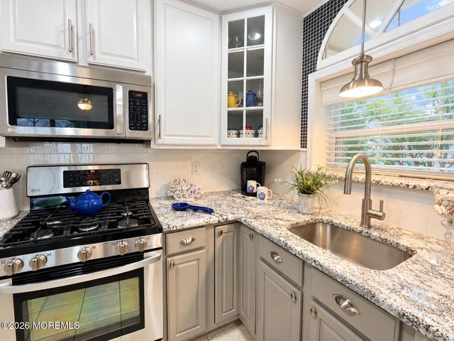 103 Guadeloupe Drive, Toms River, NJ 08757