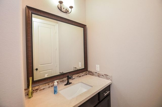 10010 Cypress Path, Missouri City, TX 77459