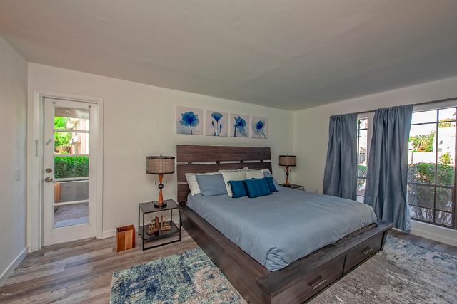 5209 N 24TH Street 103, Phoenix, AZ 85016