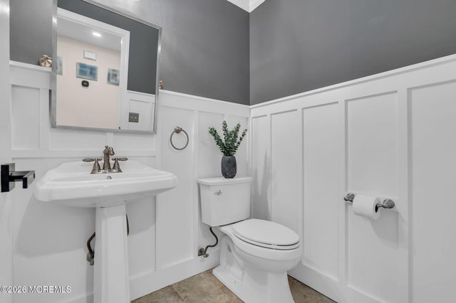 205 Waycross Court, Lanoka Harbor, NJ 08734