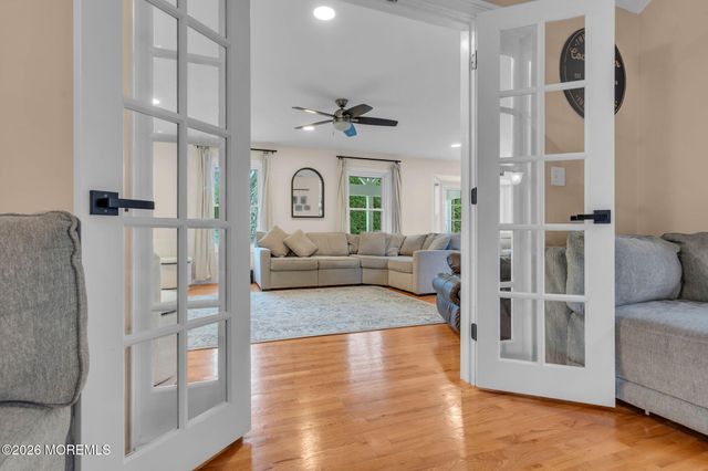 205 Waycross Court, Lanoka Harbor, NJ 08734