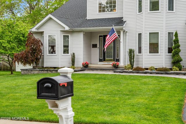 205 Waycross Court, Lanoka Harbor, NJ 08734
