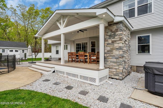 205 Waycross Court, Lanoka Harbor, NJ 08734