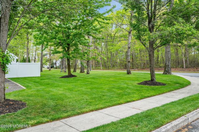 205 Waycross Court, Lanoka Harbor, NJ 08734