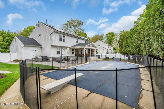 205 Waycross Court, Lanoka Harbor, NJ 08734