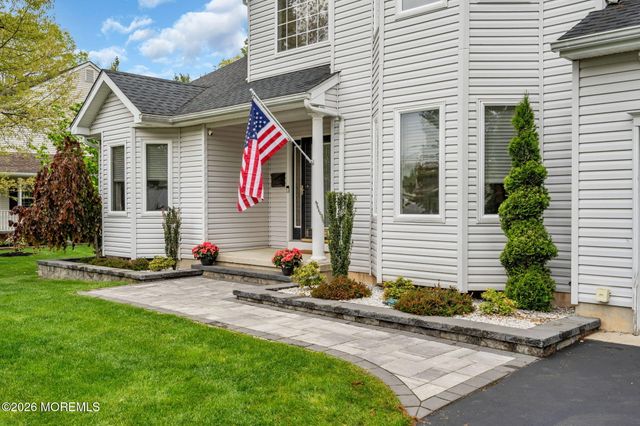 205 Waycross Court, Lanoka Harbor, NJ 08734