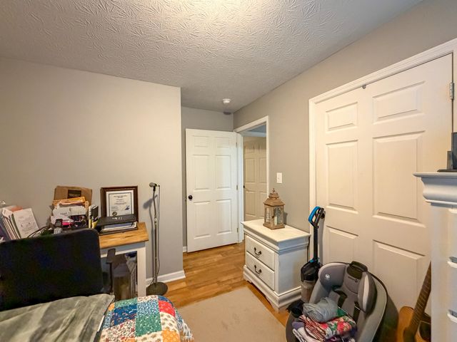 1203 Dean Hundley Road, East Bernstadt, KY 40729
