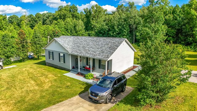 1203 Dean Hundley Road, East Bernstadt, KY 40729