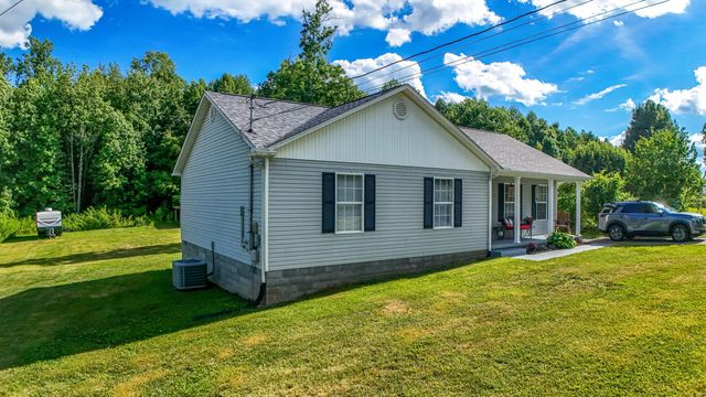 1203 Dean Hundley Road, East Bernstadt, KY 40729
