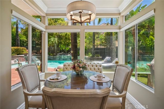 560 Breckenridge Place, Simi Valley, CA 93065