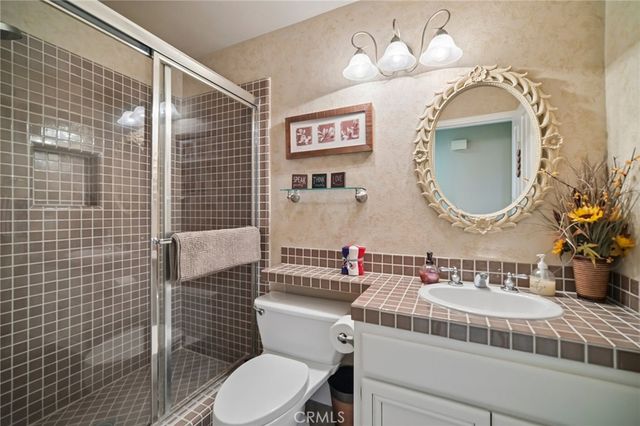 560 Breckenridge Place, Simi Valley, CA 93065