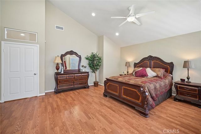 560 Breckenridge Place, Simi Valley, CA 93065