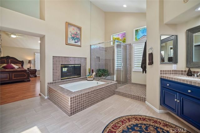 560 Breckenridge Place, Simi Valley, CA 93065