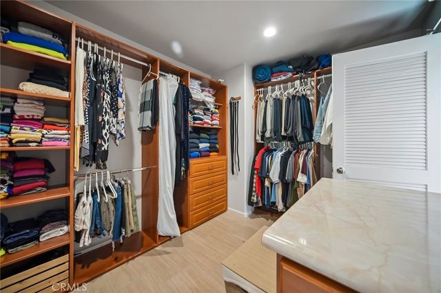 560 Breckenridge Place, Simi Valley, CA 93065