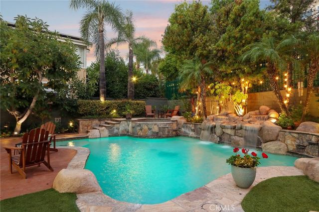 560 Breckenridge Place, Simi Valley, CA 93065
