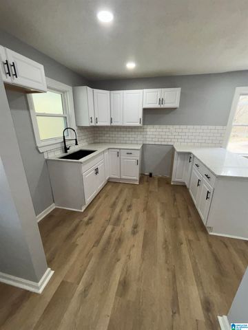 619 PINEWOOD AVENUE, Hueytown, AL 35023