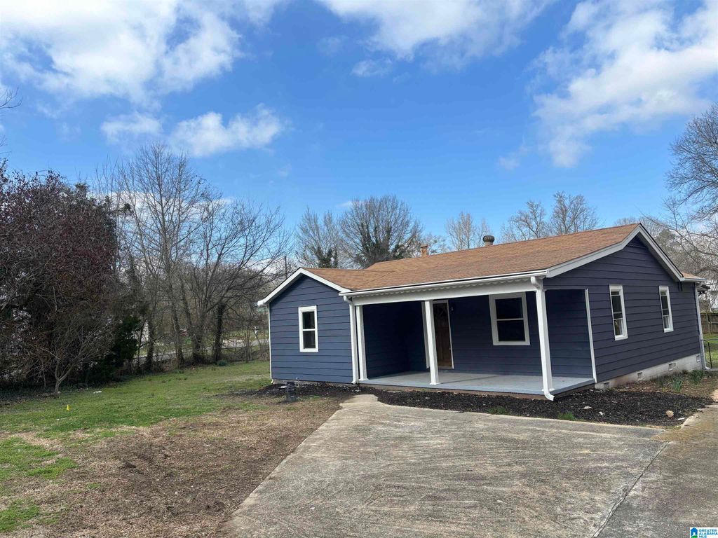 619 PINEWOOD AVENUE, Hueytown, AL 35023