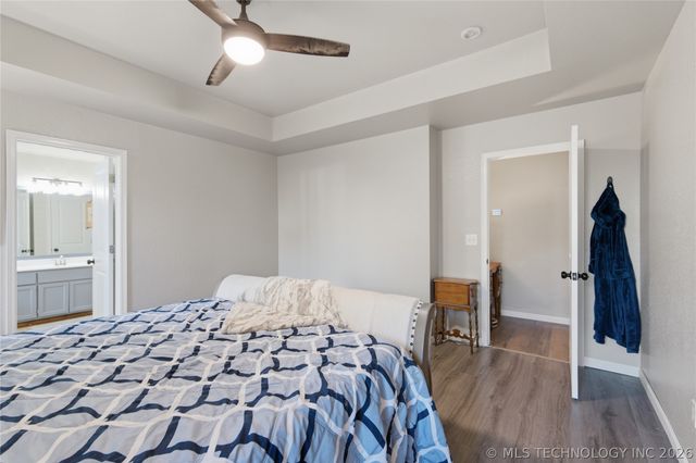 809 S 71st Street S, Broken Arrow, OK 74014