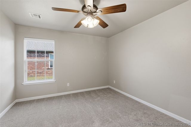 809 S 71st Street S, Broken Arrow, OK 74014