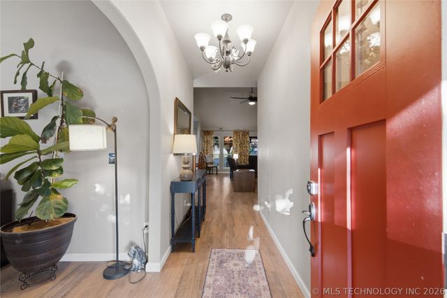 809 S 71st Street S, Broken Arrow, OK 74014