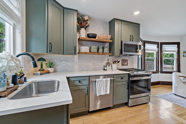 134 W 45th Street, Minneapolis, MN 55419