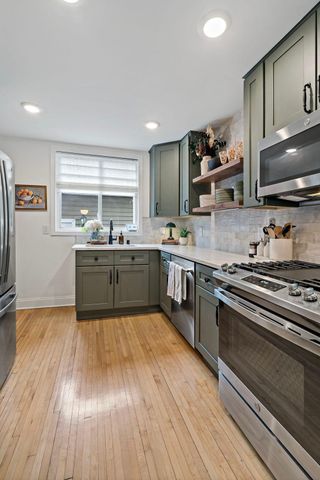 134 W 45th Street, Minneapolis, MN 55419
