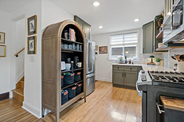 134 W 45th Street, Minneapolis, MN 55419