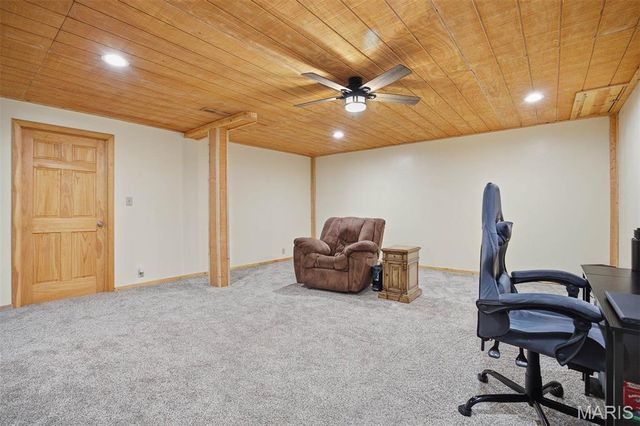 417 Dudleyville Road, Greenville, IL 62246