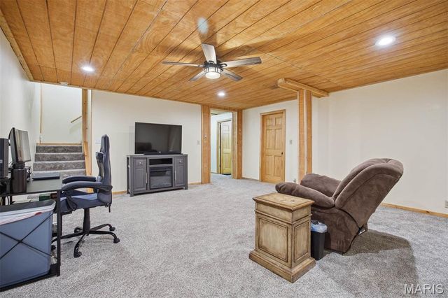 417 Dudleyville Road, Greenville, IL 62246