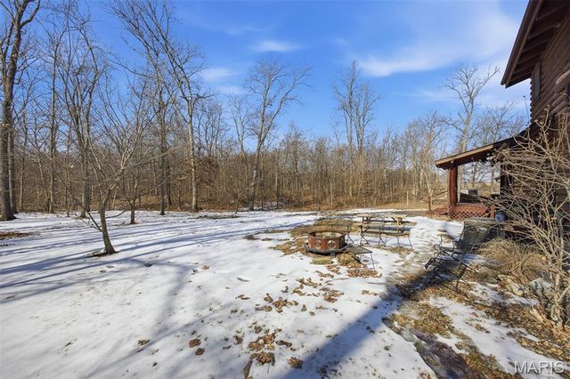 417 Dudleyville Road, Greenville, IL 62246