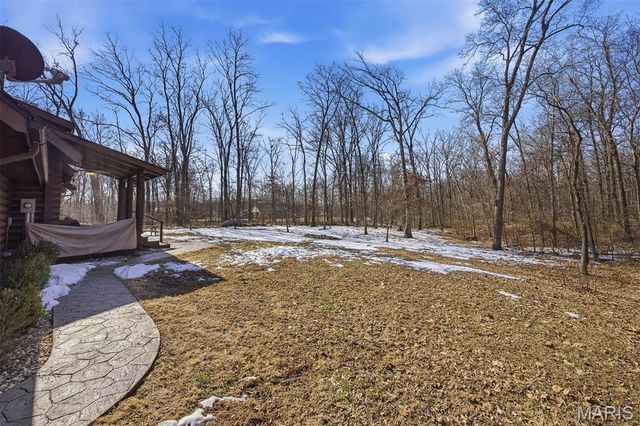 417 Dudleyville Road, Greenville, IL 62246