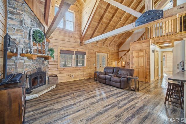 417 Dudleyville Road, Greenville, IL 62246