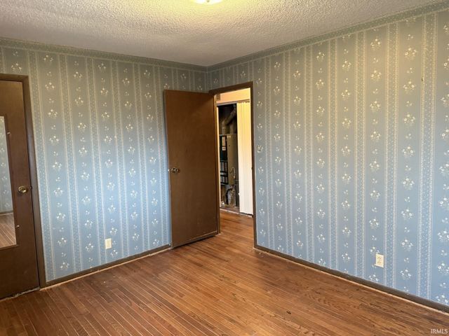 1313 Mayfair Drive, Boonville, IN 47601