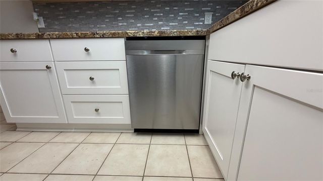 10925 PICCADILLY ROAD, Port Richey, FL 34668