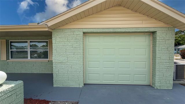 10925 PICCADILLY ROAD, Port Richey, FL 34668