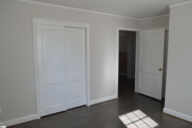 206 Hillside Drive, Greer, SC 29651